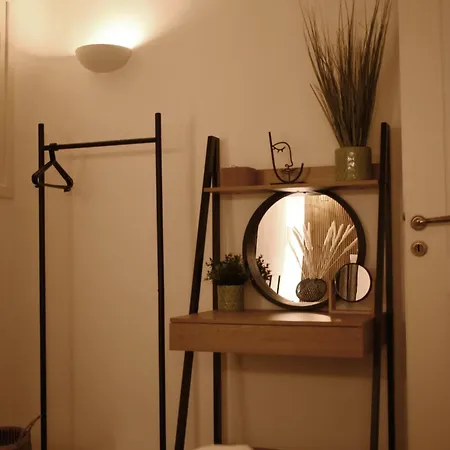 Nisos Apartment *