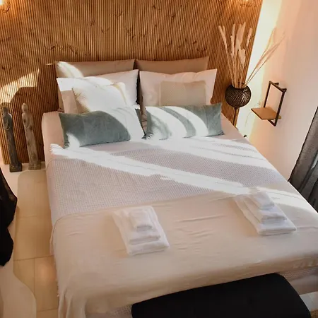 Apartment Nisos *